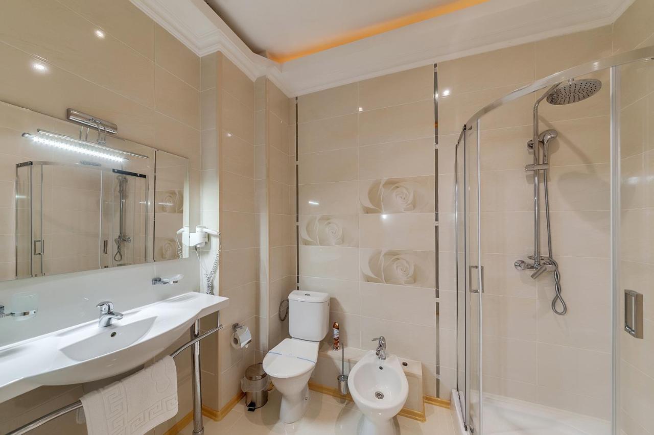 Soborniy Hotel Zaporizhia Extérieur photo